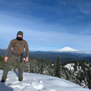 Meet your Posher, Leo